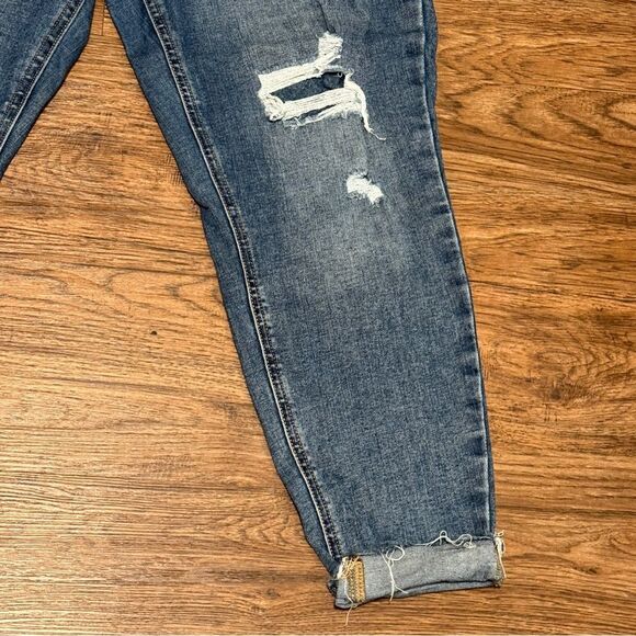 Maurices Medium Wash High Rise Patch Ripped Skinny Cropped Jeans XL - Picture 4 of 11